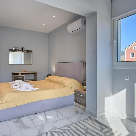 Amazing New In Skala Apartment